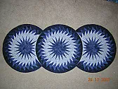 Seasonal  Tablerunner, Part Deux |  http://www.flickr.com/photos/28328779@N00/2146899244/This one is...