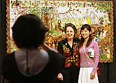 Houston quilt show pictures |  Howdy!We talked to the quilt maker, Sieglinde Schoen Smith,a very charming...