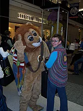 Mall of American Knit-Out Pictures |  While looking for my daughter's picture at the Knit-Out, I spotted alady...