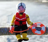 Guerilla knitters strike again  | next thread &raquo;